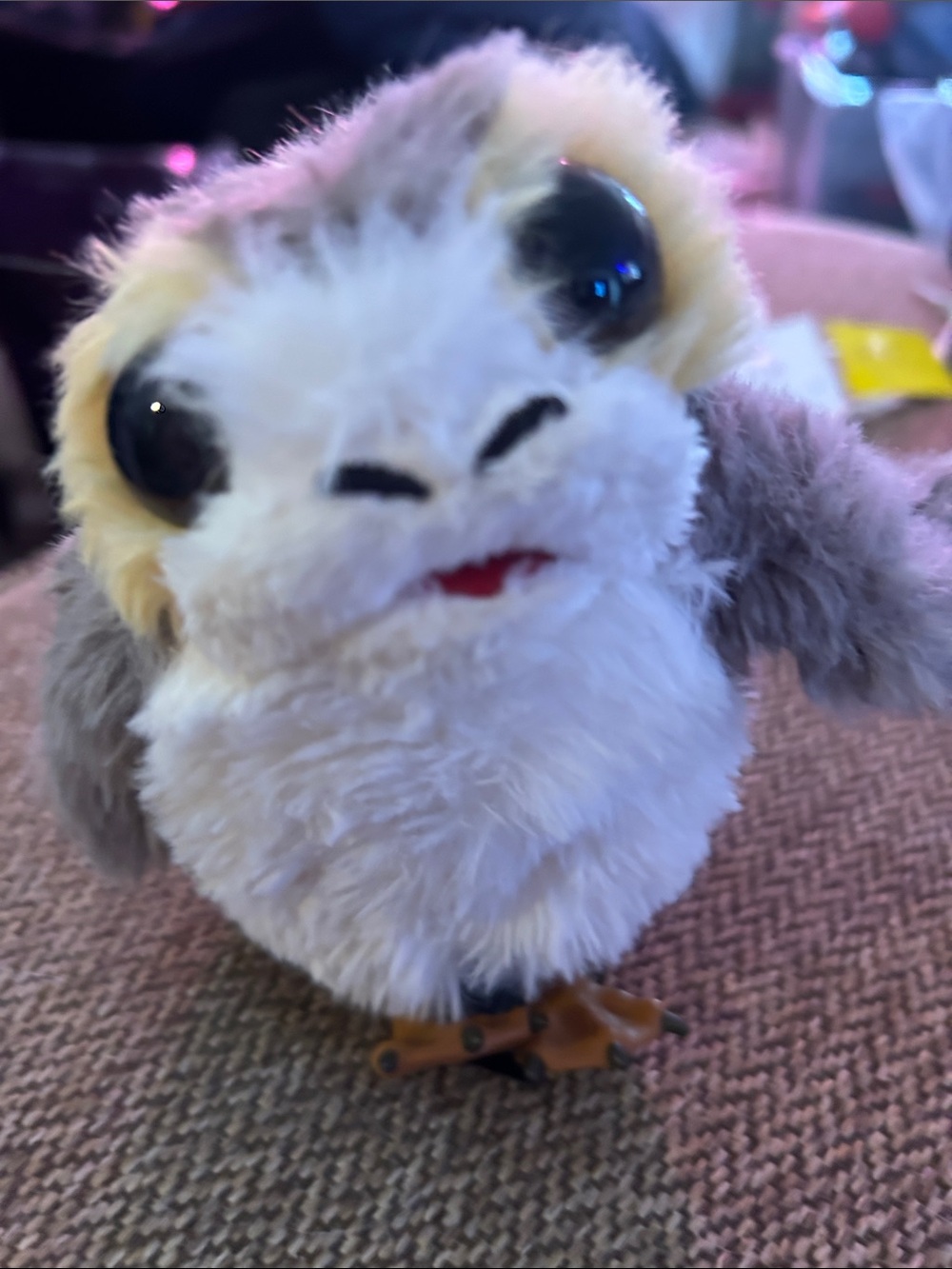 Disney Star Wars Talking Toddler Porg Magnetic Shoulder Plush-super cute!!!!